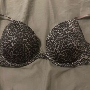 Victorias Secret Leopard Print Underwire Push-up Bra LIKE NEW! 38B